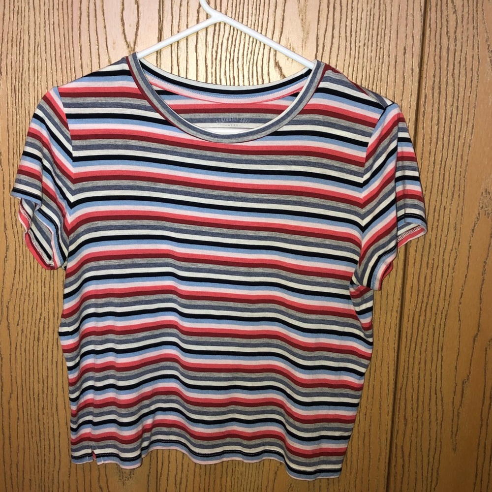 Aeropostale cropped tee